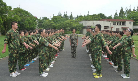 北京拓展训练不是单纯的娱乐活动